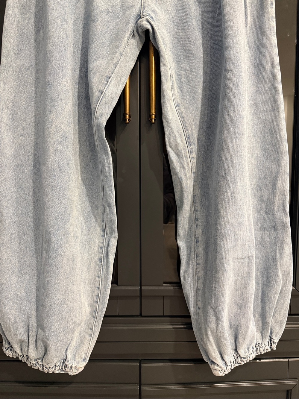 Cider Light Blue High-Rise Balloon Jeans with Buttoned Front Pockets - Picture 3 of 12